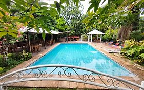 Bellus Hotel Izabal